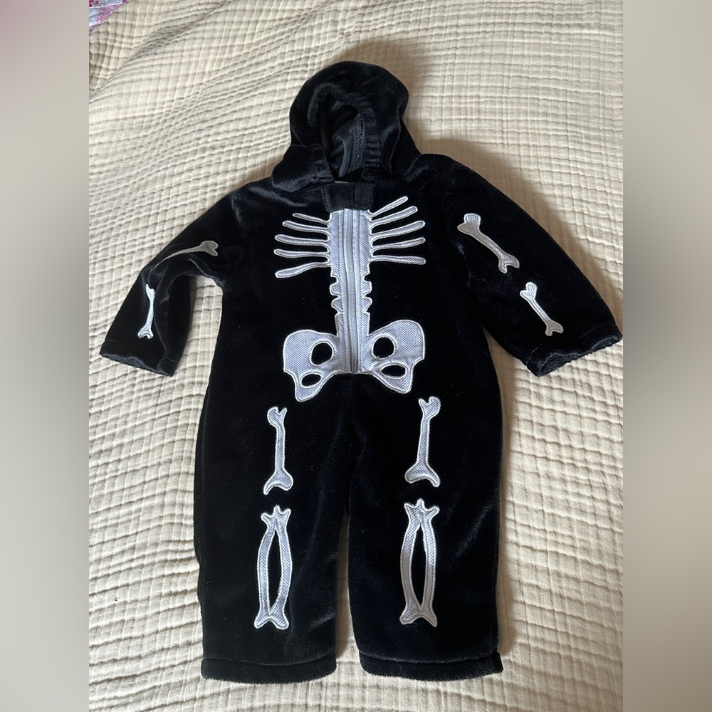 Skeleton Infant Costume 3-6 mos.